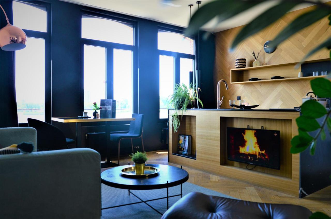 Kaai11 - Lofts & Suites With A View Антверпен Екстериор снимка